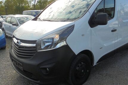 Opel Vivaro 207.000 km 7.490 &euro; Gersthofen bei Augsburg 86368