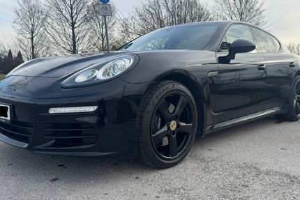 Porsche Panamera 178.000 km 27.000 &euro; Augsburg 86157