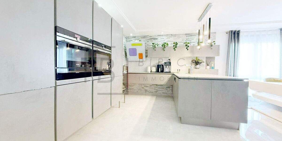 Mehrfamilienhaus, Wohnhaus Bobingen - 6 Zimmer, 193 m&sup2;, 1.260.000&euro; | Angebot:23960233