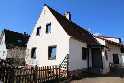 Haus zum Mieten in Augsburg 850 € 82.9 m²