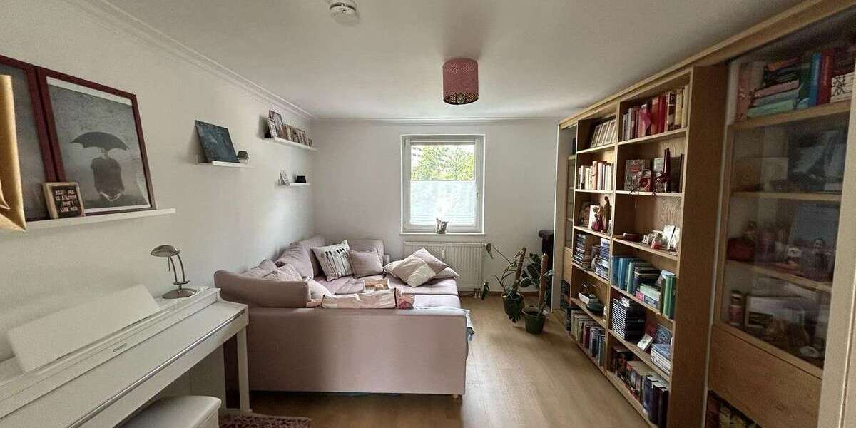 Etagenwohnung Augsburg Bergheim - 3 Zimmer, 60 m&sup2;, 280.000&euro; | Angebot:27349790