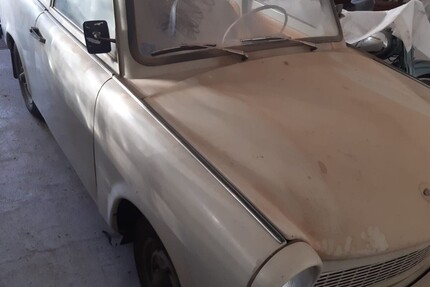 Trabant P 601 82.849 km 2.499 € Erdweg 85253