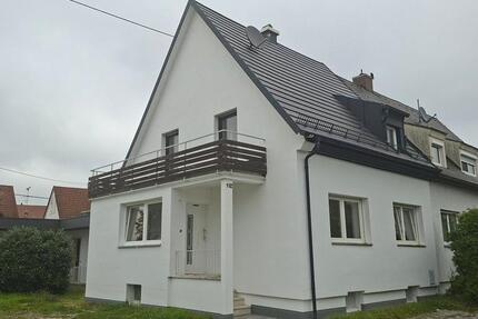 Haus Augsburg Firnhaberau - 4 Zimmer, 130 m&sup2;, 1.950&euro; | Angebot:27613249