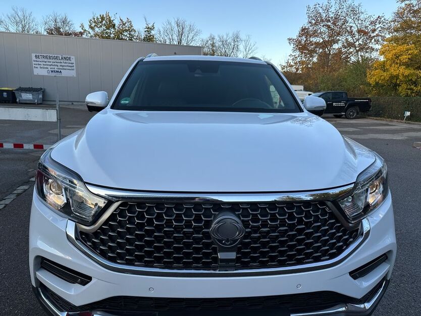 SsangYong REXTON 58.511 km 29.900 € Gersthofen 86368