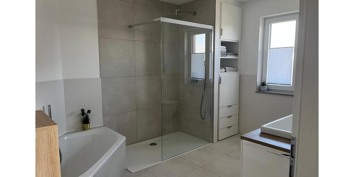 Etagenwohnung Jesenwang - 4.5 Zimmer, 119 m&sup2;, 1.530&euro; | Angebot:26262648