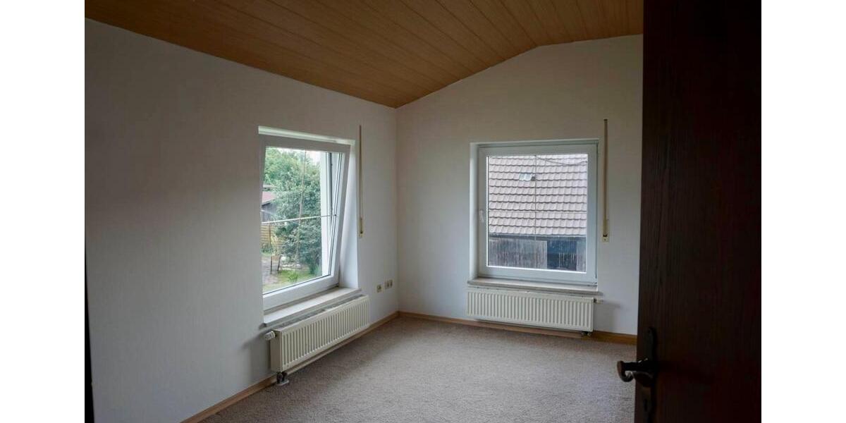 Etagenwohnung Meitingen - 5 Zimmer, 126 m&sup2;, 1.425&euro; | Angebot:25827670