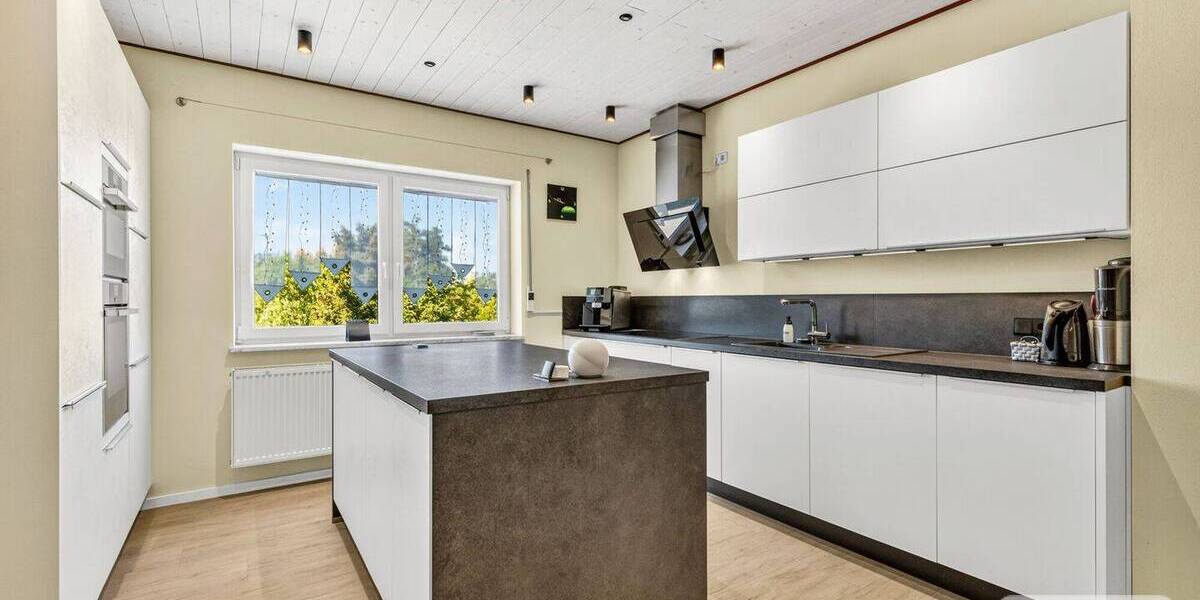 Mehrfamilienhaus, Wohnhaus Zusmarshausen - 1 Zimmer, 699.000&euro; | Angebot:26868757