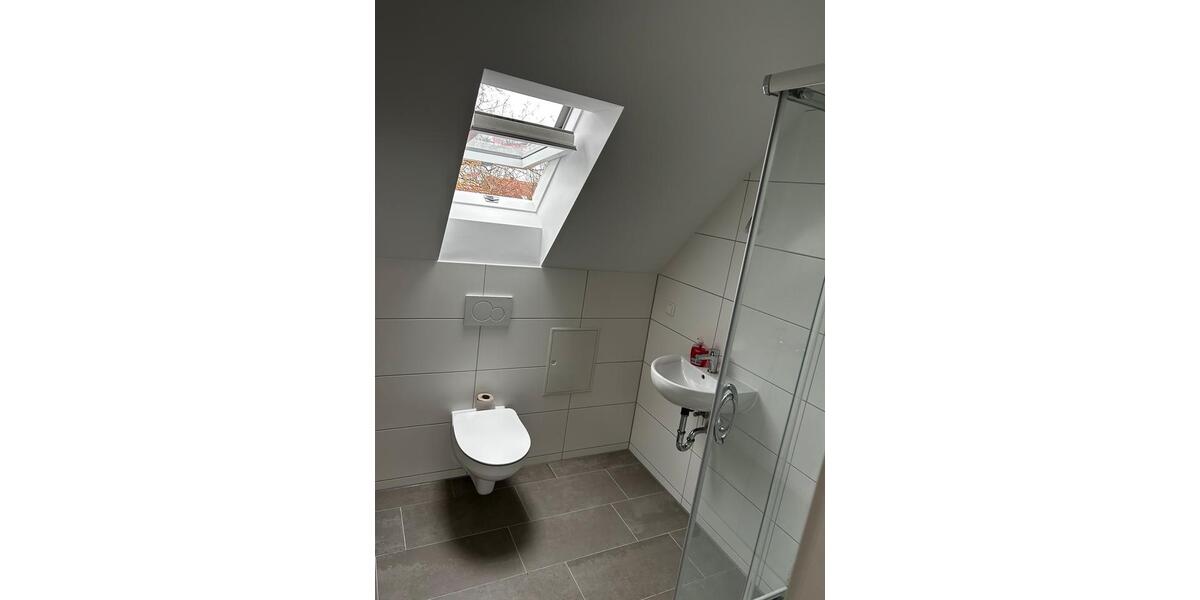Dachgeschoßwohnung Kissing - 1 Zimmer, 50 m&sup2;, 690&euro; | Angebot:26097086
