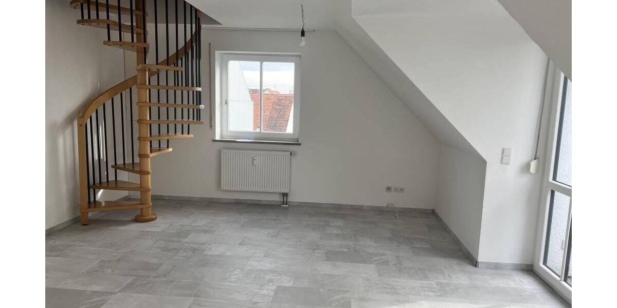 Etagenwohnung Königsbrunnn - 3 Zimmer, 83 m&sup2;, 930&euro; | Angebot:25995769