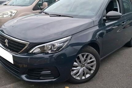 Peugeot 308 132.000 km 9.950 € Königsbrunn 86343