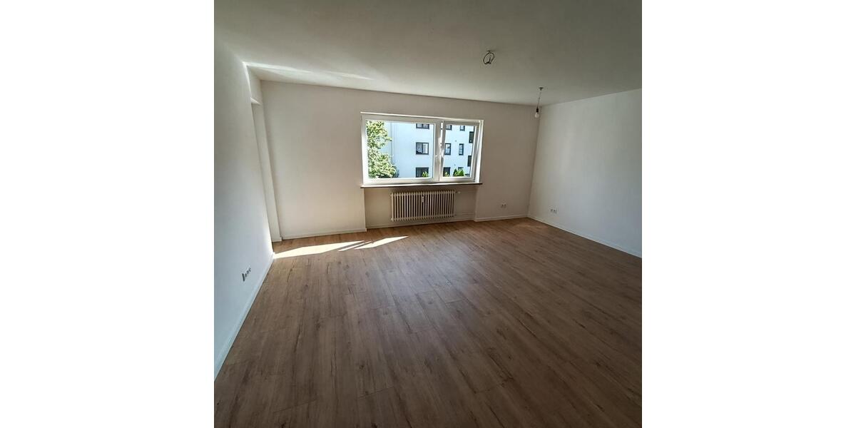 Etagenwohnung Augsburg Bärenkeller - 4 Zimmer, 92 m&sup2;, 1.390&euro; | Angebot:25476096