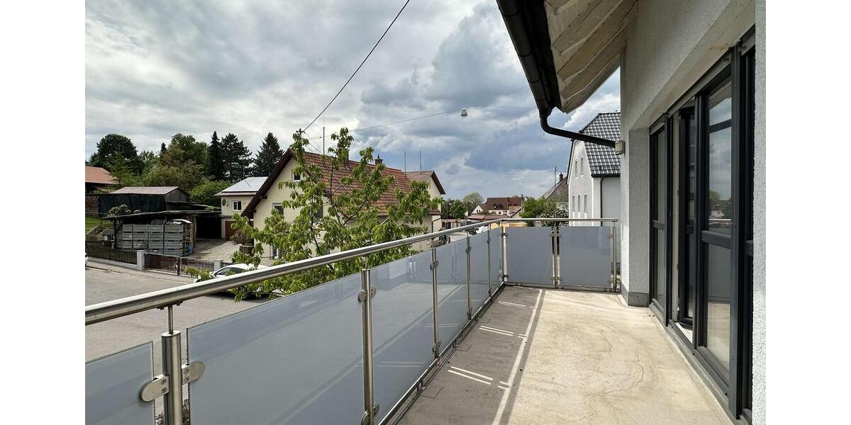 Etagenwohnung Friedberg - 3 Zimmer, 118 m&sup2;, 1.600&euro; | Angebot:26632572