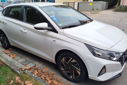 Hyundai i20 4.000 km 17.999 &euro; Neusäß 86356