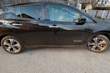 Nissan Leaf 26.400 km 15.900 &euro; Neusäß 86356