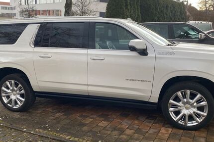 Chevrolet Suburban 121.400 km 52.950 &euro; Friedberg 86316