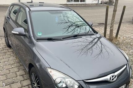 Hyundai i30 192.000 km 3.000 &euro; Neusäß 86356