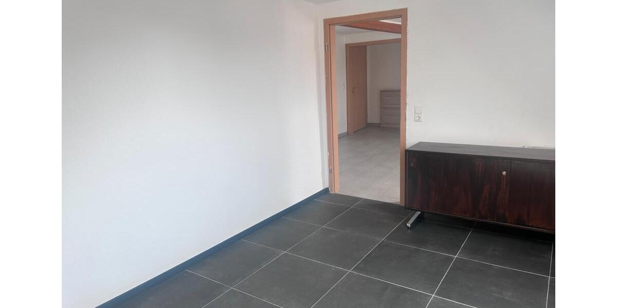 Dachgeschoßwohnung Meitingen - 3.5 Zimmer, 70 m&sup2;, 940&euro; | Angebot:25839188