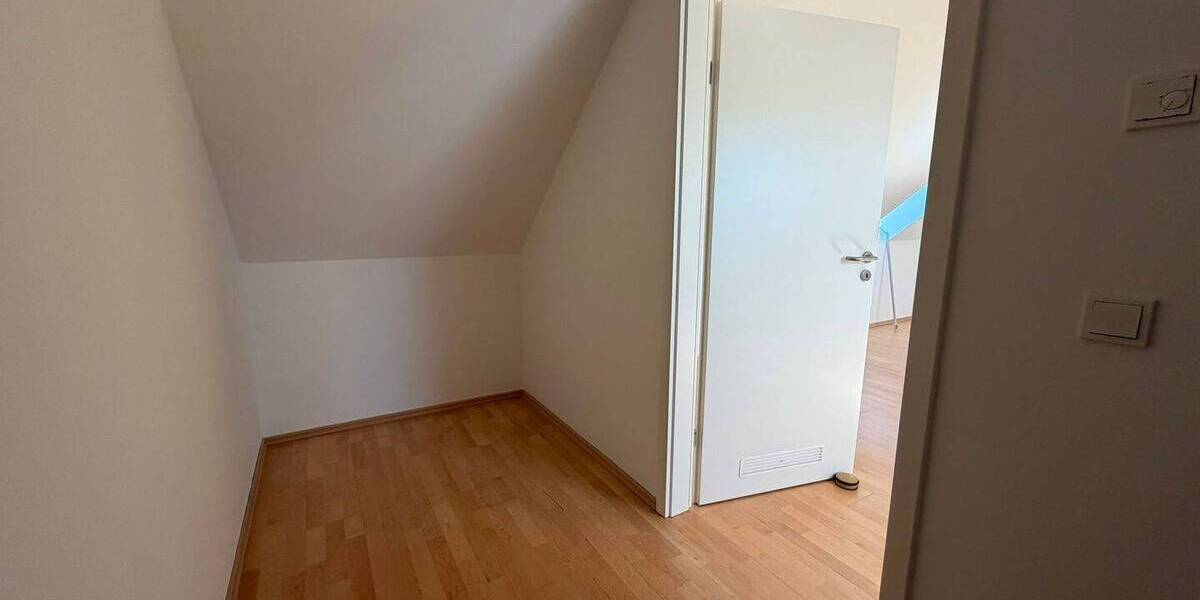 Etagenwohnung Augsburg Haunstetten - 2 Zimmer, 61 m&sup2;, 1.050&euro; | Angebot:26308702