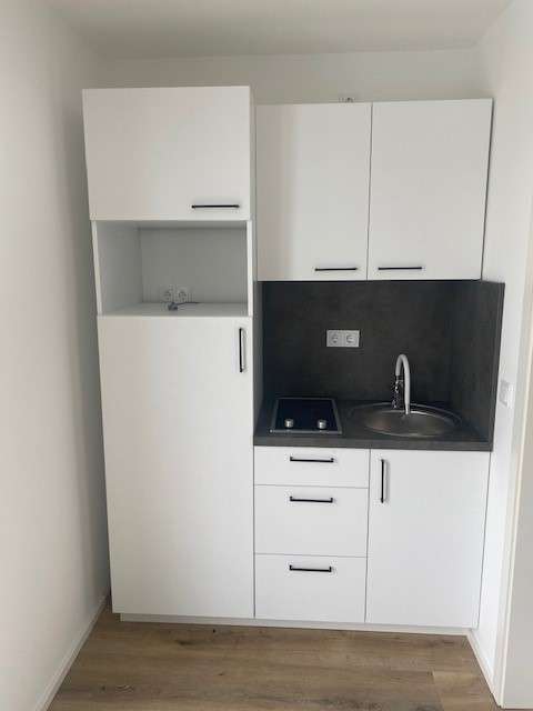 Wohnung zum Mieten in Augsburg 460 € 23 m²