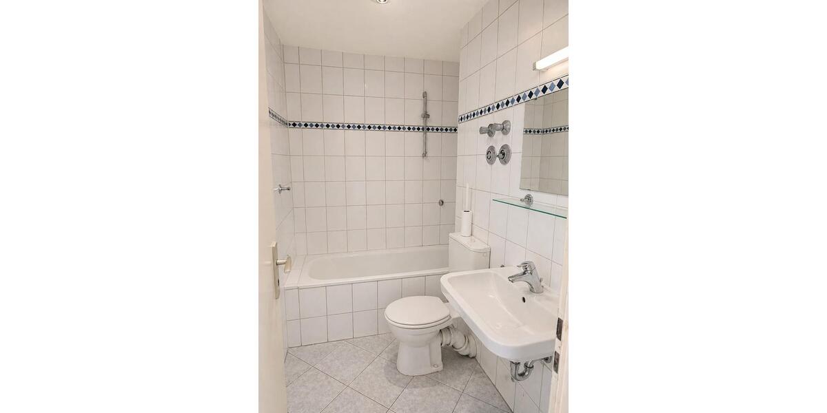 Etagenwohnung Augsburg Universitätsviertel - 1 Zimmer, 35 m&sup2;, 750&euro; | Angebot:26374284