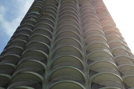 KNIPFER`S IMMOBILIENSCHÄTZE - Seltene Gelegenheit - Wohnungspaket im Hotelturm zum Kauf! 6 zimmer