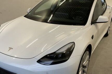 Tesla Model 3 85.216 km 25.585 &euro; Augsburg 86156