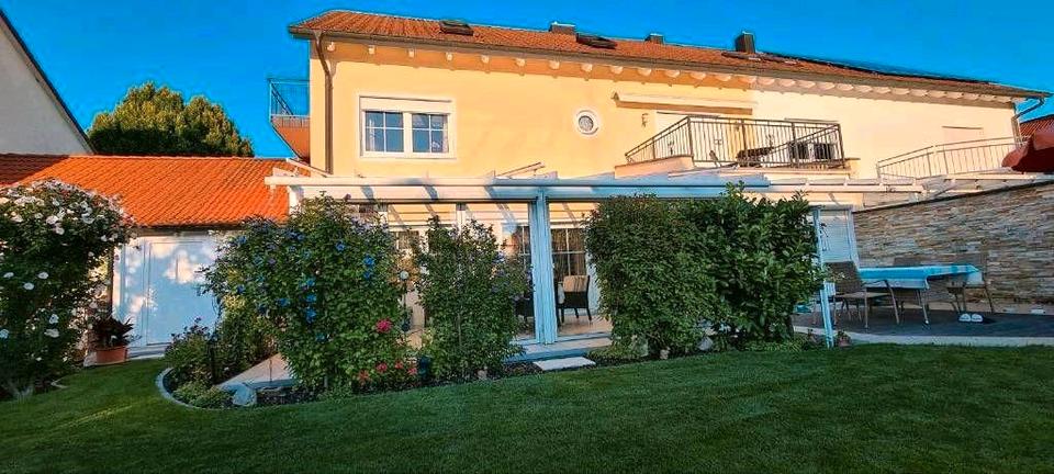Doppelhaushälfte Königsbrunn - 9 Zimmer, 290 m&sup2;, 1.100.000&euro; | Angebot:26869510
