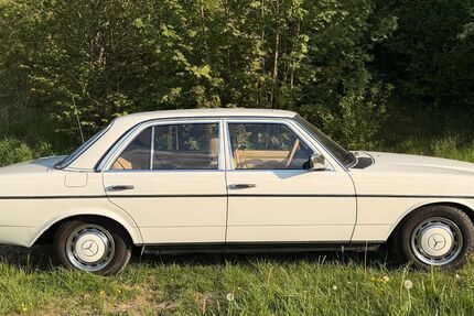 Mercedes-Benz 230 272.000 km 8.200 &euro; Weil 86947