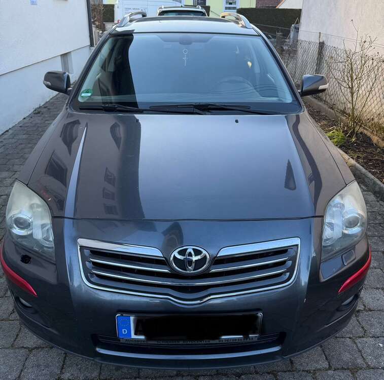 Avensis