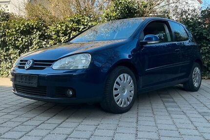 VW Golf 210.000 km 2.400 &euro; Augsburg 86156