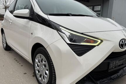 Toyota Aygo (X) 44.692 km 7.200 &euro; Kissing 86438