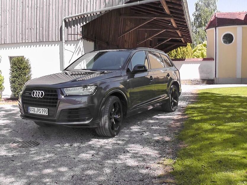 Q7