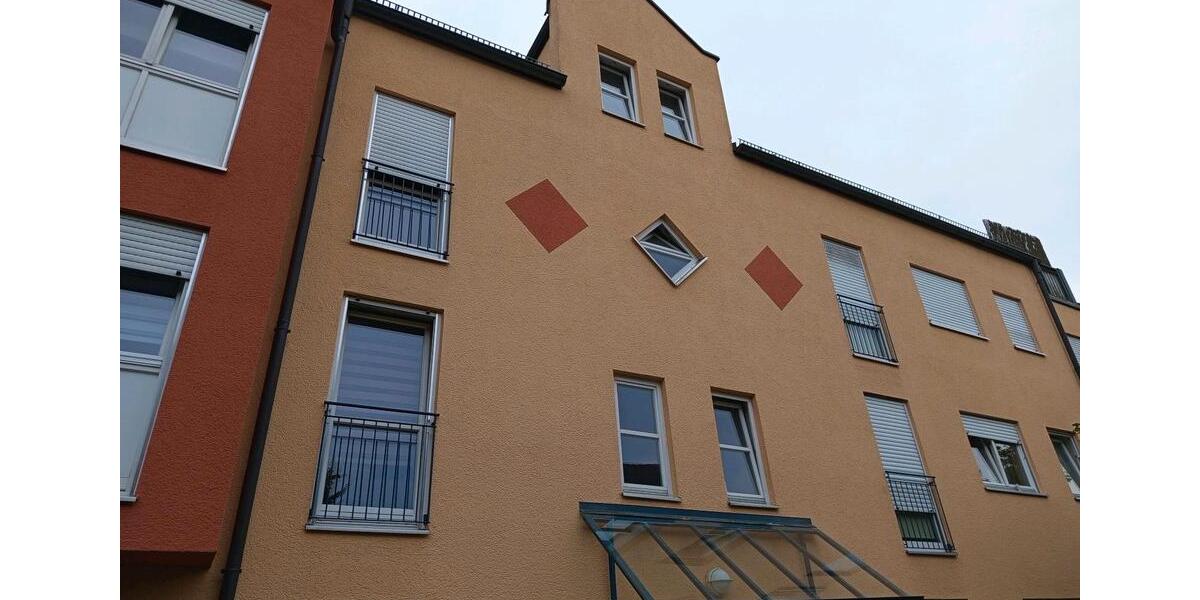Etagenwohnung Augsburg Pfersee - 2.5 Zimmer, 73 m&sup2;, 1.060&euro; | Angebot:26582321
