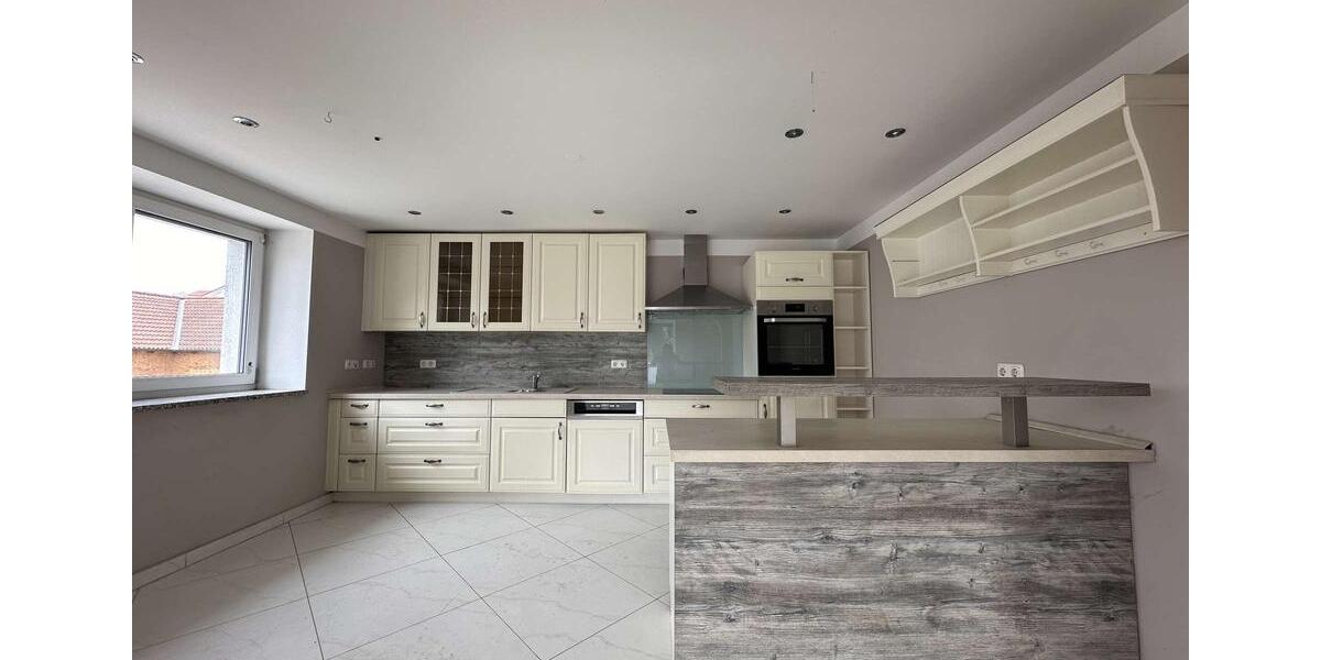 Etagenwohnung Friedberg - 3 Zimmer, 118 m&sup2;, 1.600&euro; | Angebot:26632572