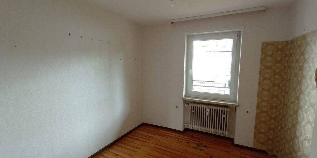 Mehrfamilienhaus, Wohnhaus Neusäß - 8 Zimmer, 200 m&sup2;, 720.000&euro; | Angebot:26865308