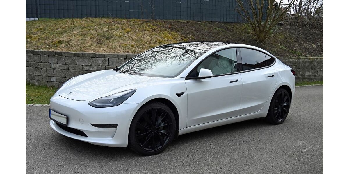 Tesla Model 3 54.150 km 30.000 &euro; Odelzhausen 85235