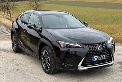 Lexus UX 33.500 km 25.000 &euro; Schwabmünchen 86830