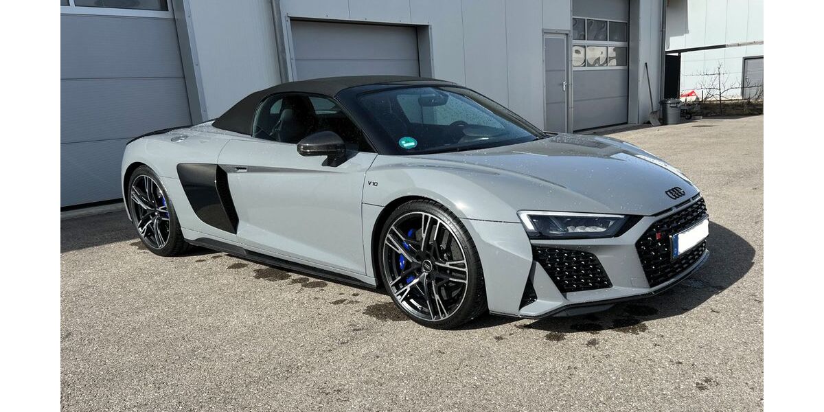 Audi R8 4.300 km 178.500 &euro; Graben 86836