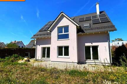 Haus Augsburg Lechhausen - 8 Zimmer, 250 m&sup2;, 1.499.000&euro; | Angebot:26581402