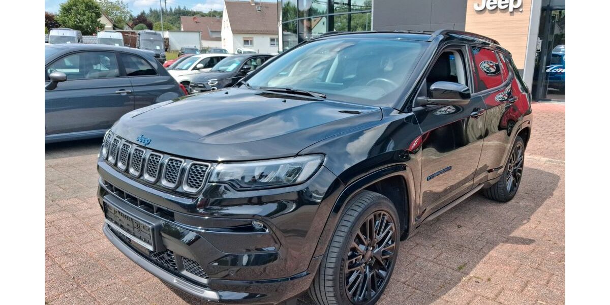 Jeep Compass 33.900 km 29.980 &euro; Diedorf / Augsburg 86420