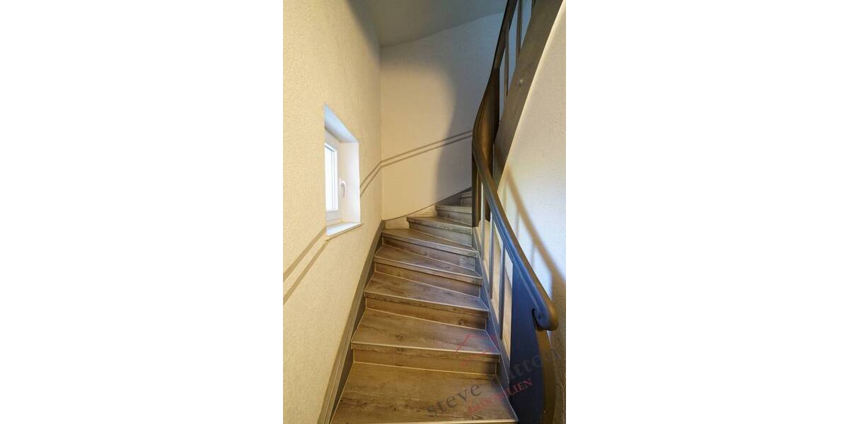 Mehrfamilienhaus, Wohnhaus Augsburg Lechhausen - 8 Zimmer, 175 m&sup2;, 699.000&euro; | Angebot:24025311