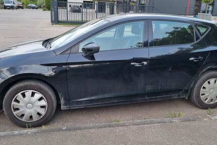 Seat Leon 97.100 km 4.900 &euro; Augsburg 86167