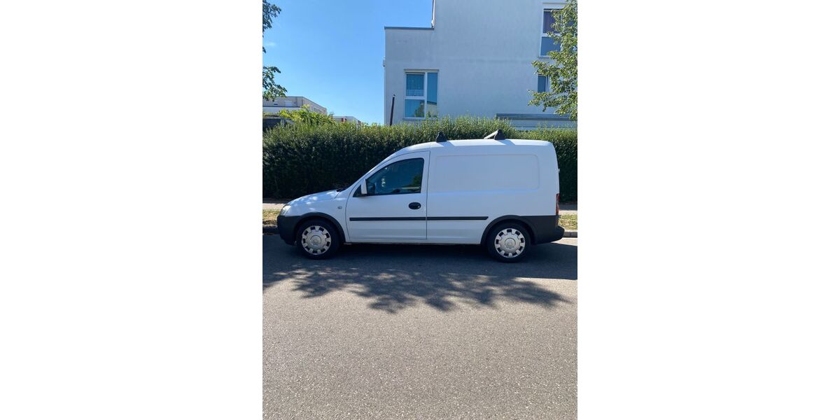 Opel Combo 110.000 km 2.250 &euro; Augsburg 86356