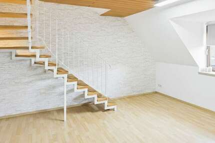 2-Zimmer-Maisonette: Die perfekte Verbindung von Stadtleben und Natur. - Wohnung Augsburg Lechhausen | Angebot:25376353