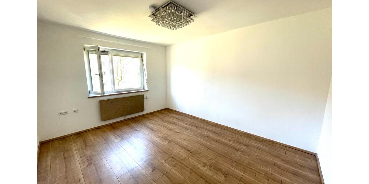 Etagenwohnung Augsburg Hochzoll - 2 Zimmer, 52 m&sup2;, 195.000&euro; | Angebot:25836725