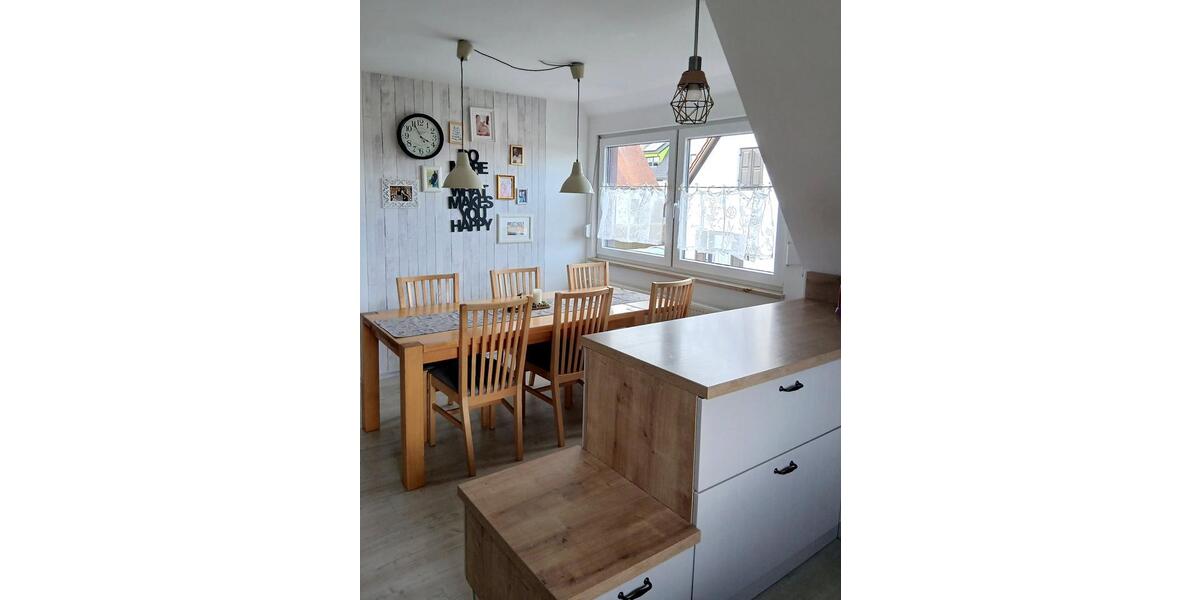 Etagenwohnung Neusäß - 4 Zimmer, 105 m&sup2;, 1.750&euro; | Angebot:25879207