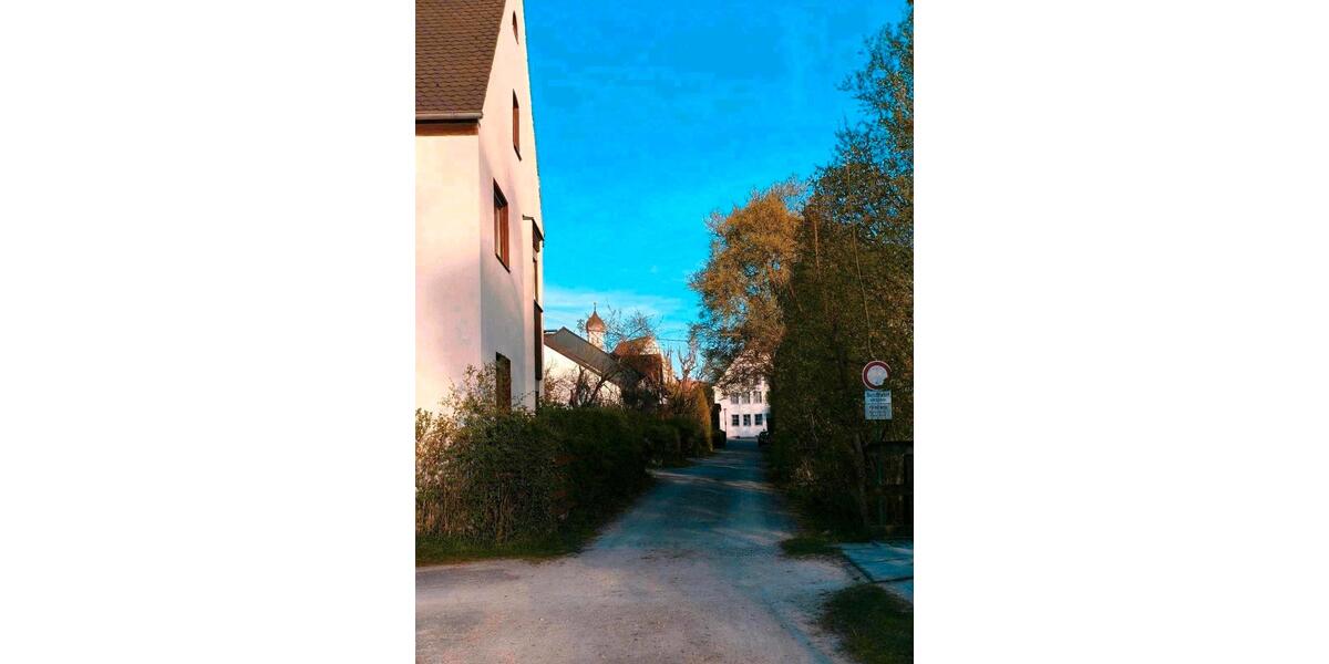 Dachgeschoßwohnung Adelsried - 3 Zimmer, 73 m&sup2;, 830&euro; | Angebot:26303038