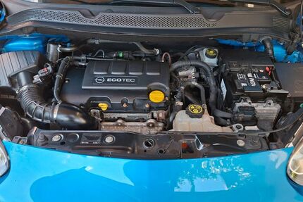 Opel Adam 100.000 km 8.999 &euro; Affing 86444