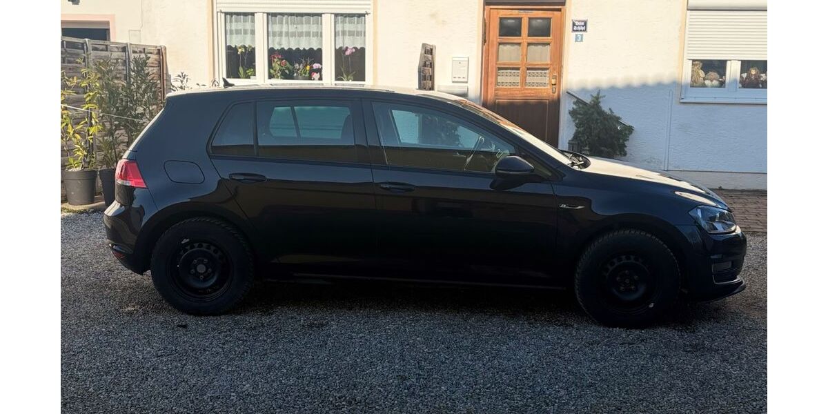 VW Golf 105.000 km 10.190 &euro; Althegnenberg 82278