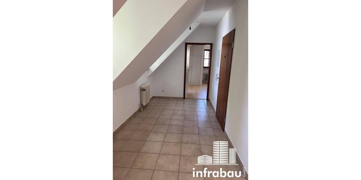 Schöne 3,5 Zimmer Wohnung in Pfersee Nord. 3 zimmer